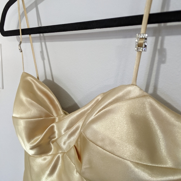 00s Laura Petites Gold Prom Dress Size 4 - Picture 3 of 4